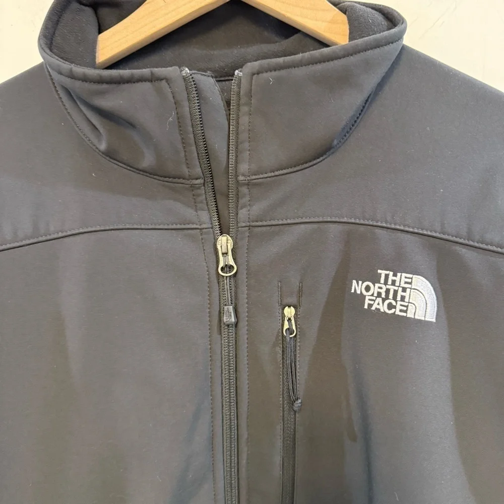 NORTH FACE black apex bionoc three jacket